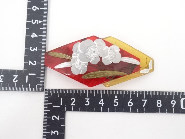 アンティーク着物 ] - 帯留 アンティーク 本鼈甲製 金蒔絵花蝶文帯留